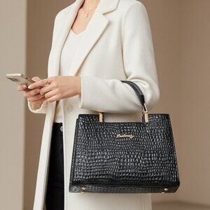 Embossed Crossbody Croc PU Leather Satchel Removable Strap Navy NWOT